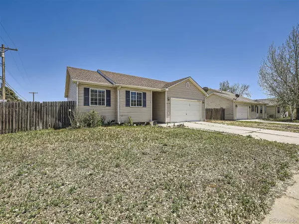 2004 Birch AVE, Greeley, CO 80631