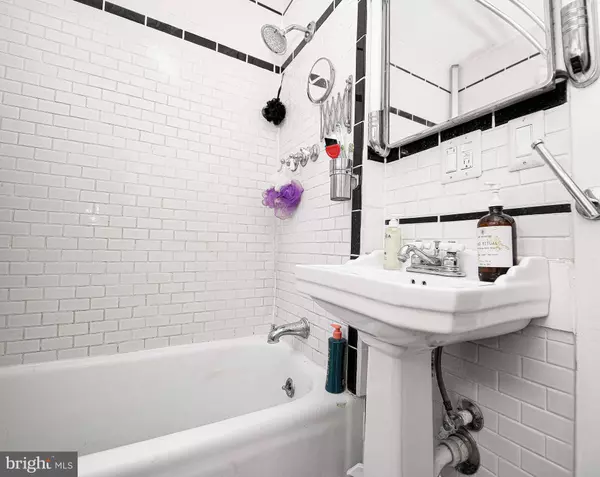 523 ROSSITER AVE, Baltimore, MD 21212