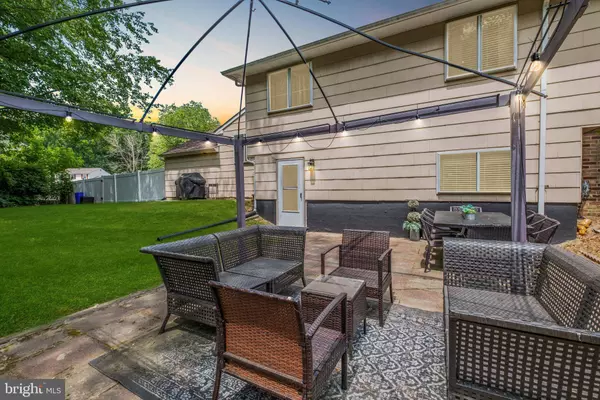 9 EVERGREEN TRL, Medford, NJ 08055