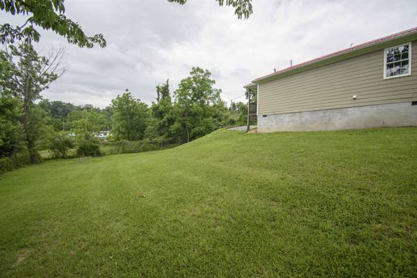 126 Pinnacle ST, Pulaski, VA 24301