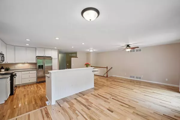 1742 Lunde Circle, Stoughton, WI 53589