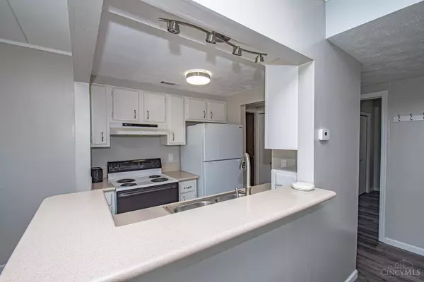 1116 Eagle Feather Cir #F, West Carrollton, OH 45449