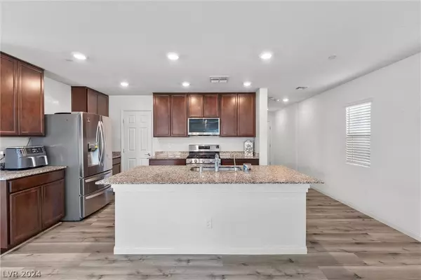 6869 Calvitero Street, Las Vegas, NV 89149