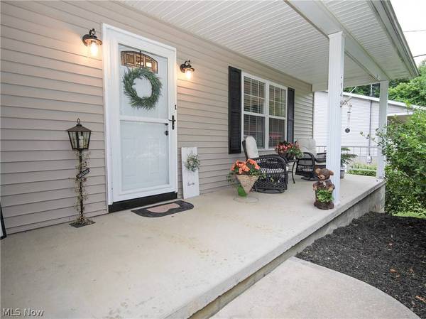 494 Wiley AVE, Barnesville, OH 43713