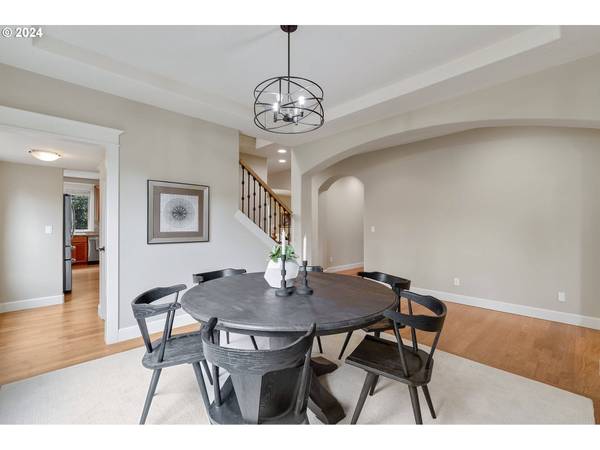 2013 FIELDS DR, West Linn, OR 97068