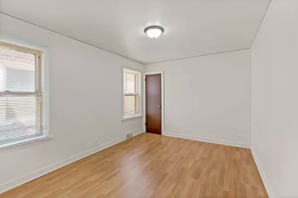 10628 S Vernon AVE, Chicago, IL 60628