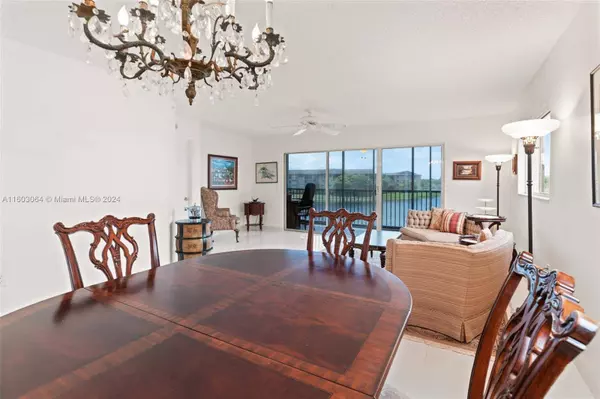 901 SW 141st Ave #312M, Pembroke Pines, FL 33027