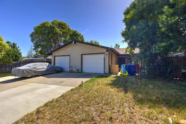 3431 Viking DR, Sacramento, CA 95827