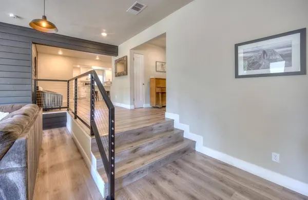 2945 N Thorne Avenue, Fresno, CA 93704