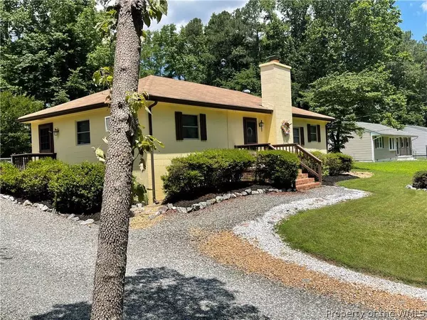 6404 Oak DR, Quinton, VA 23141