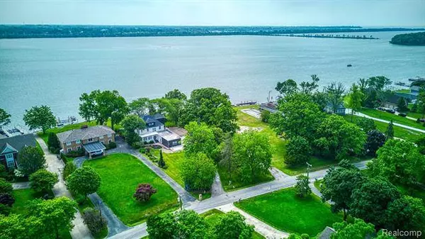 28059 ELBA Drive, Grosse Ile, MI 48138