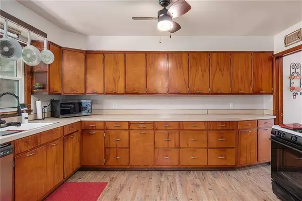 118 E West ST, Cadott, WI 54727