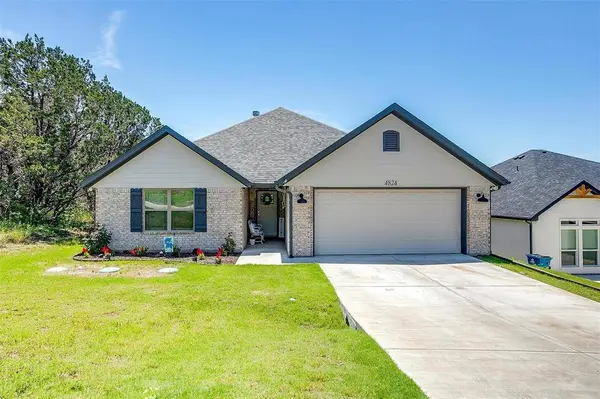 4824 Wichita Street, Granbury, TX 76048