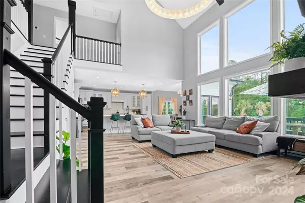 12432 Asbury Chapel RD, Huntersville, NC 28078