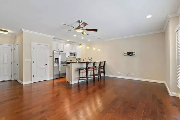 138 N Rose ST #36E, Palatine, IL 60067