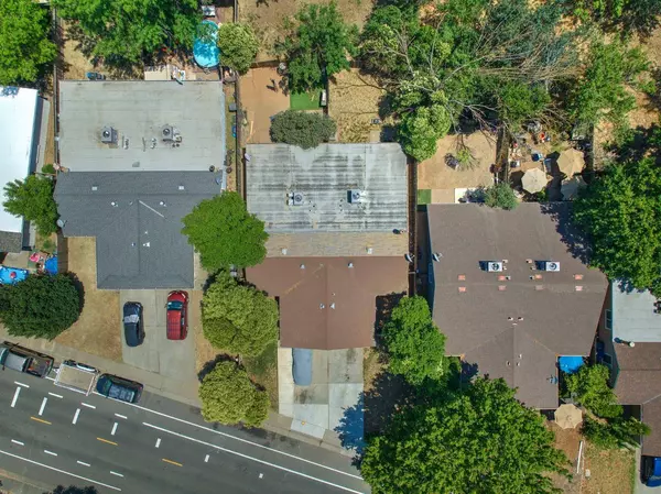 3431 Viking DR, Sacramento, CA 95827