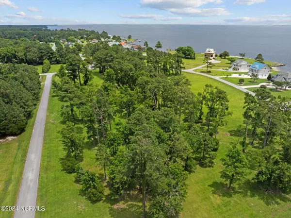 4009 Tarpon Drive, Oriental, NC 28571