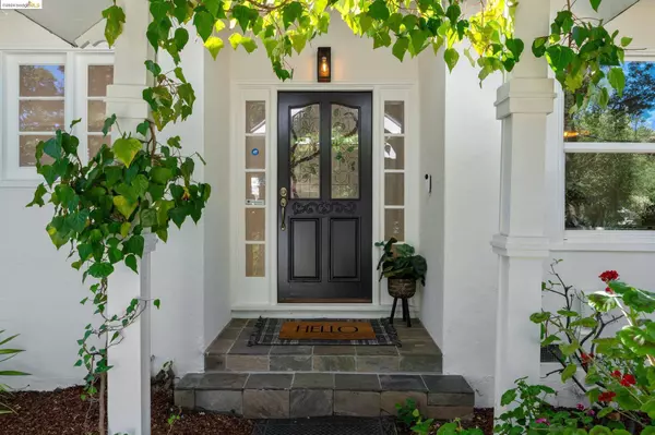 1005 Homestead Ave, Walnut Creek, CA 94598