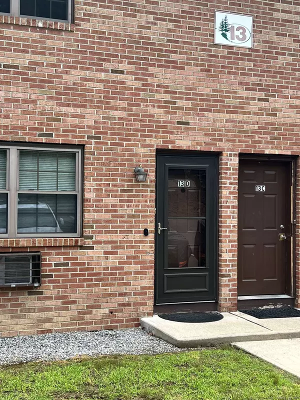 143 Pine Hill Road #13D, Thomaston, CT 06787