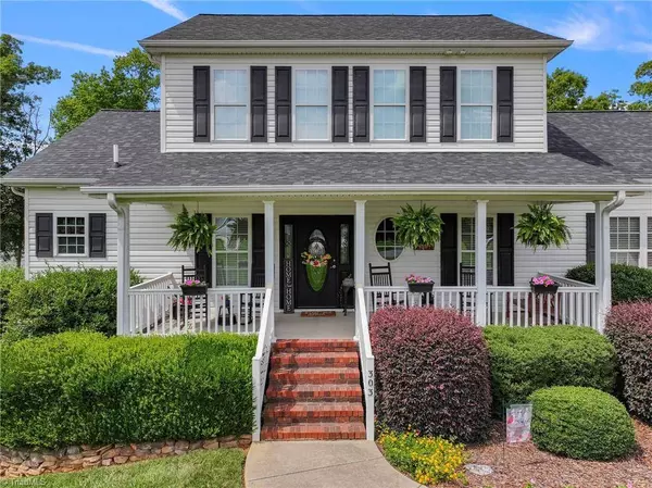 303 Potters Landing, Denton, NC 27239