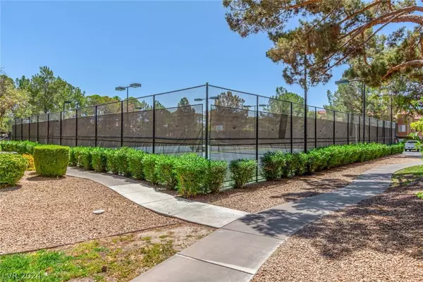 2200 S Fort Apache Road #2108, Las Vegas, NV 89117