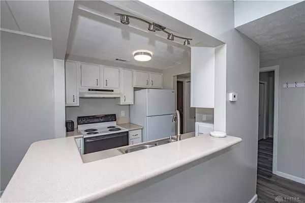 1116 Eagle Feather Circle #F, West Carrollton, OH 45449