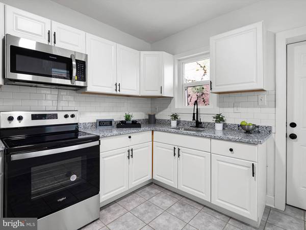 307 E 24TH ST, Wilmington, DE 19802