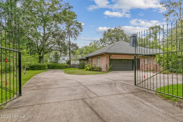 11926 MANDARIN RD, Jacksonville, FL 32223