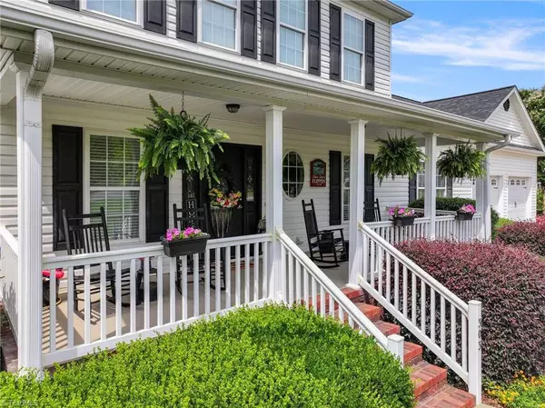 303 Potters Landing, Denton, NC 27239