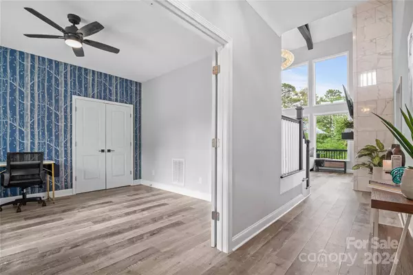 12432 Asbury Chapel RD, Huntersville, NC 28078