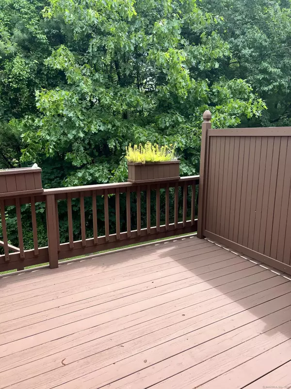 143 Pine Hill Road #13D, Thomaston, CT 06787