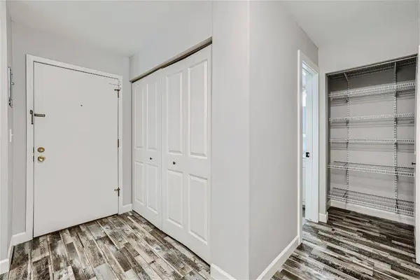 7412 W 22nd ST #214, Saint Louis Park, MN 55426