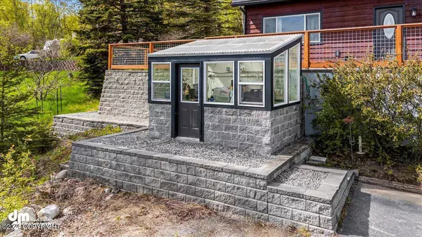 3825 E Palmdale DR, Wasilla, AK 99654