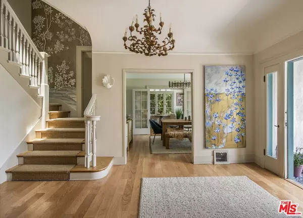 2126 E Live Oak DR, Los Angeles, CA 90068