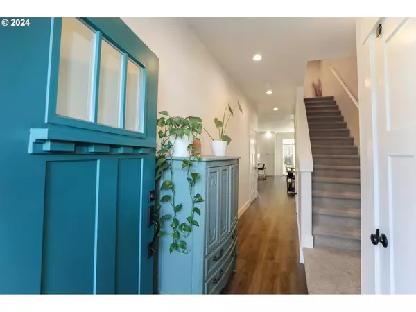 39565 MCCORMICK DR, Sandy, OR 97055