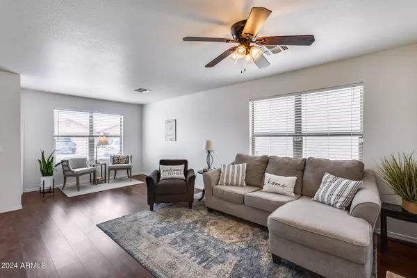 11845 W ESTER Drive, El Mirage, AZ 85335