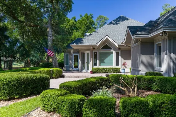 14 Retreat LN, Hilton Head Island, SC 29928
