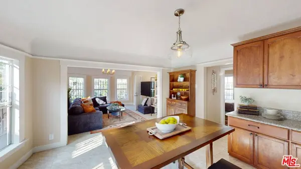 440 E 31st ST, Los Angeles, CA 90011