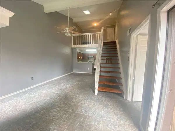 714 FAIRFAX DR #117, Gretna, LA 70056