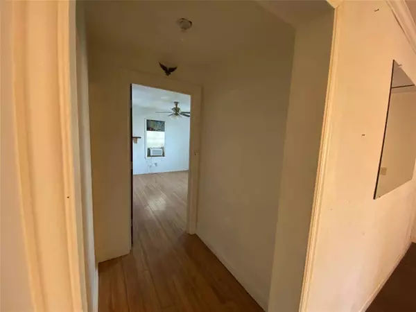 1473 Fm 530, Hallettsville, TX 77964