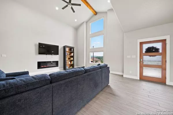 2210 ROCKY RIDGE LOOP, Canyon Lake, TX 78133-2070