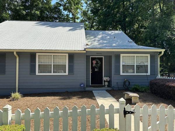 4549 Barclay Lane #B, Tallahassee, FL 32309