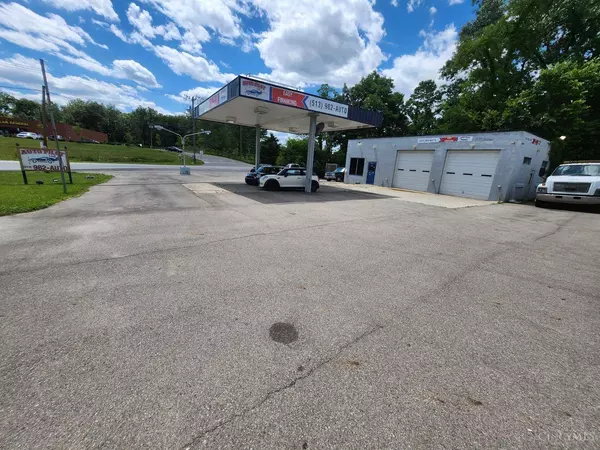 10984 State Route 28, Blanchester, OH 45107