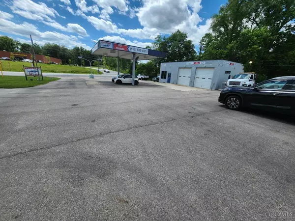 10984 State Route 28, Blanchester, OH 45107