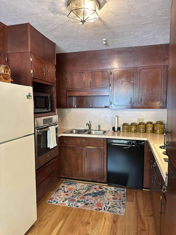 4549 Barclay Lane #B, Tallahassee, FL 32309