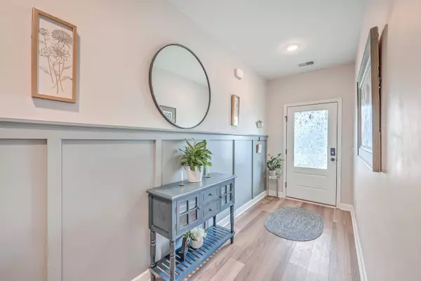 137 Lucca Dr, Summerville, SC 29486