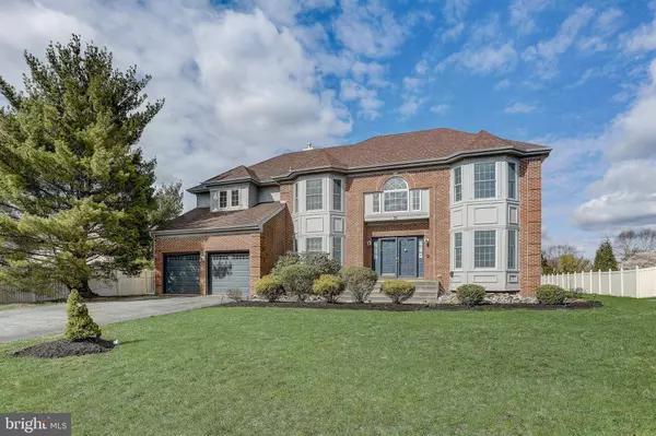 26 SORREL RUN, Mount Laurel, NJ 08054