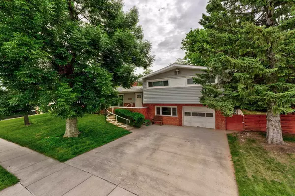 2806 Arrowhead Drive, Rapid City, SD 57702