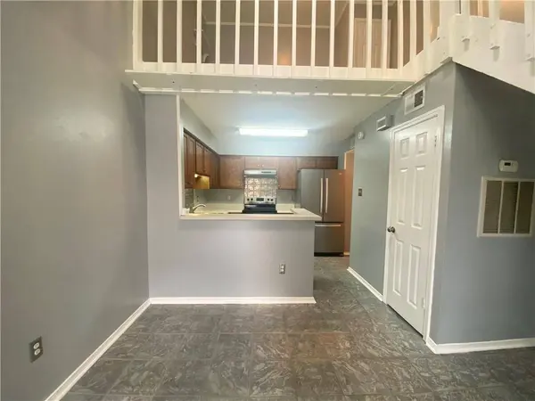 714 FAIRFAX DR #117, Gretna, LA 70056