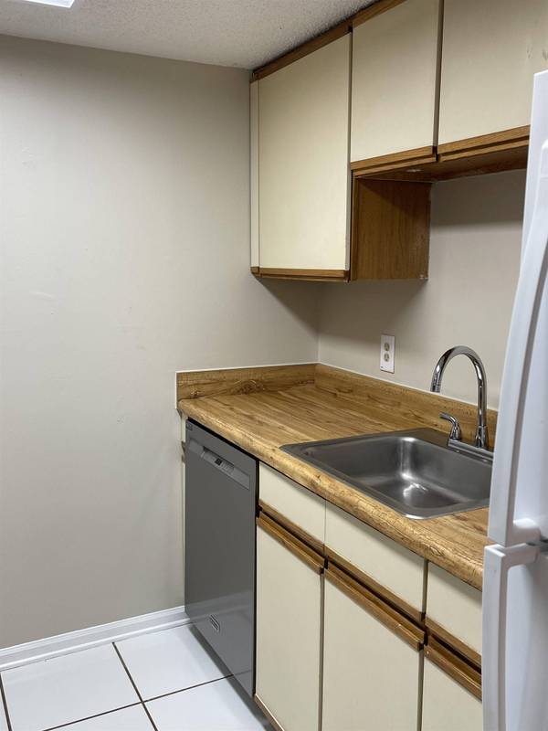 2241 Sandpiper Street, Tallahassee, FL 32303